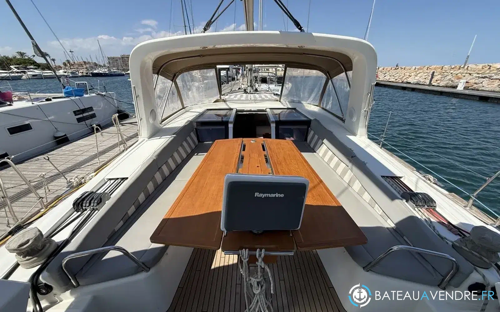 slider 8 Beneteau Oceanis 58