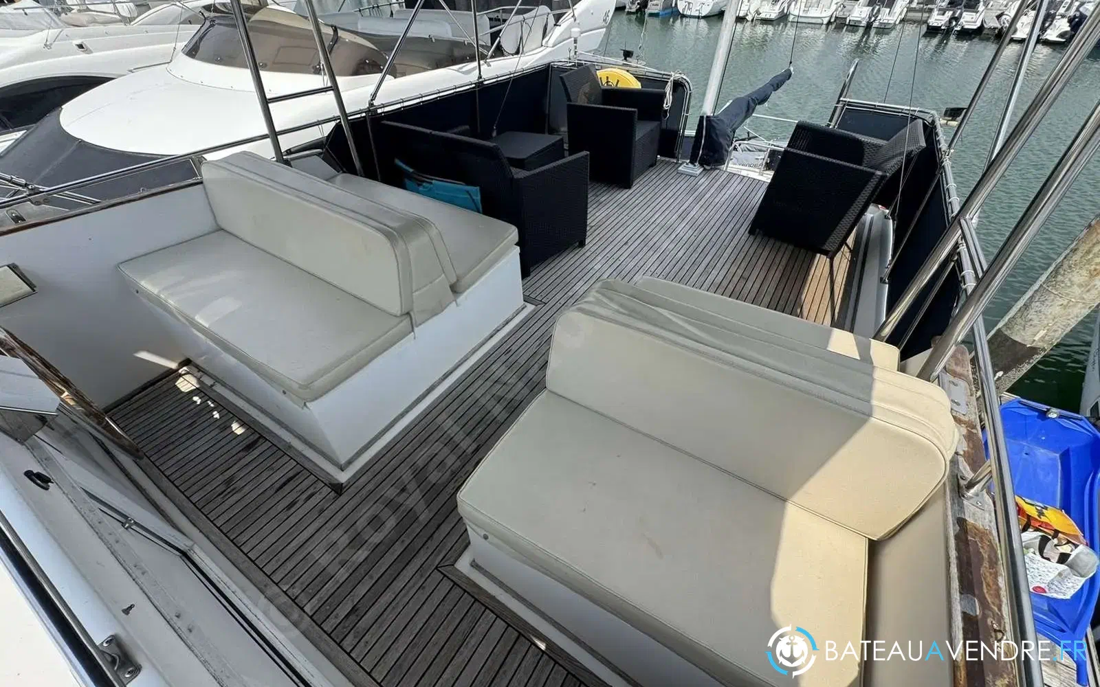 slider 12 American Marine Grand Banks 42