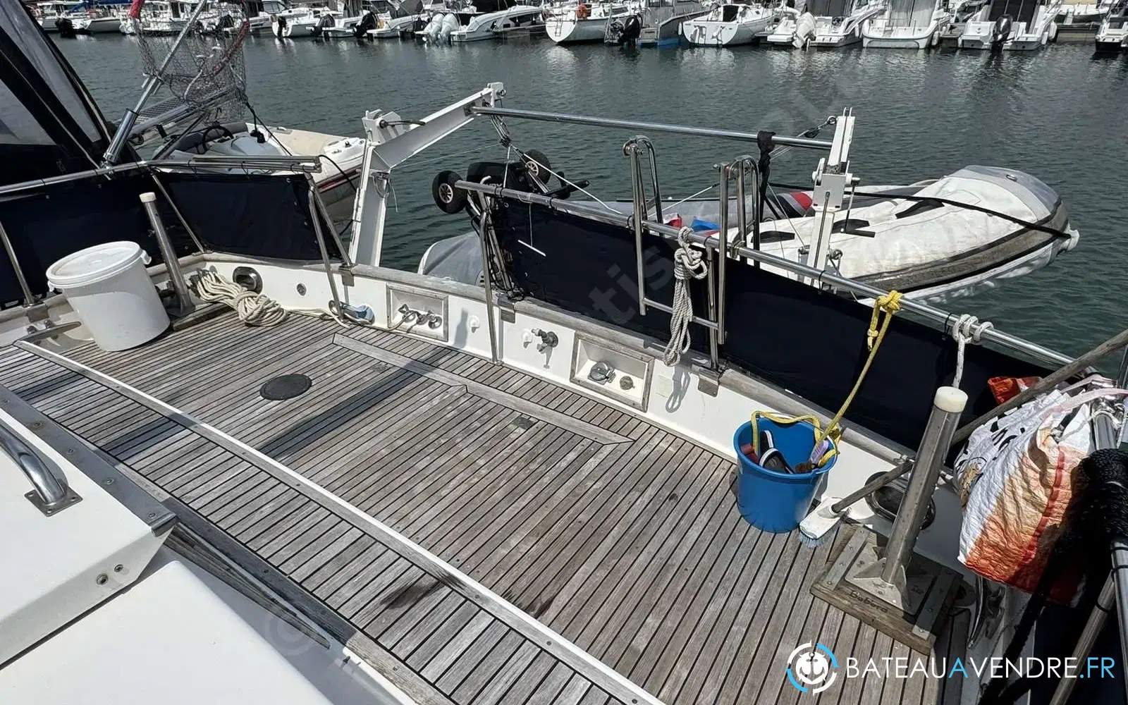slider 3 American Marine Grand Banks 42
