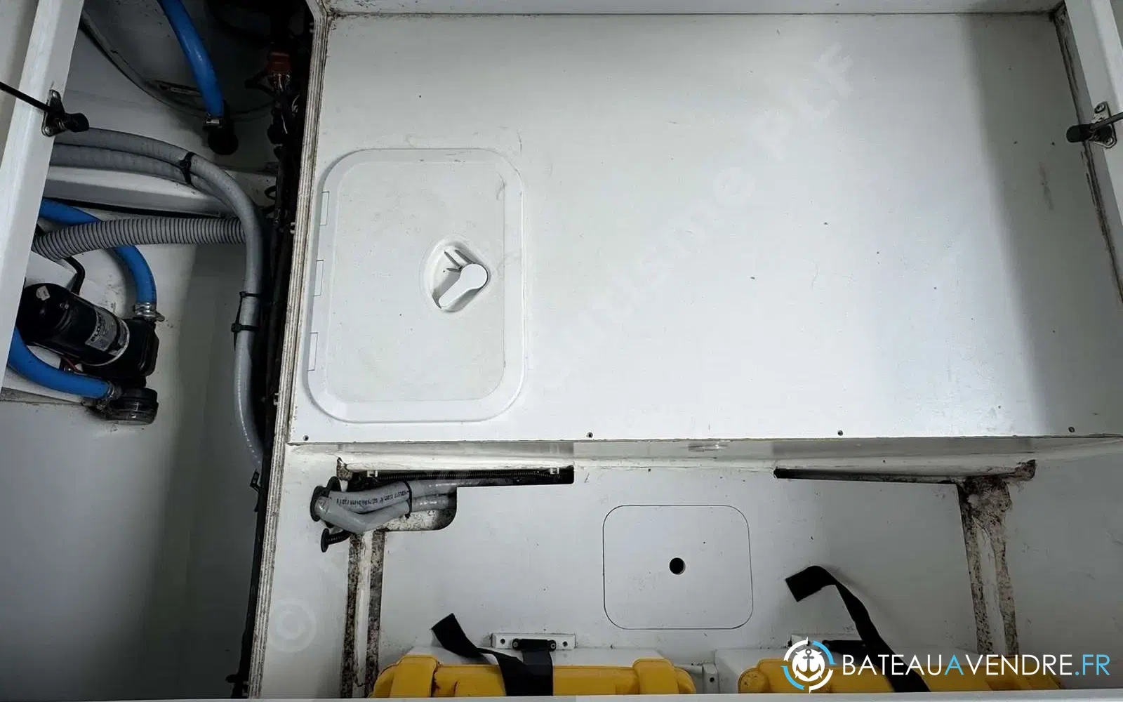 slider 9 Beneteau Antares 8 OB