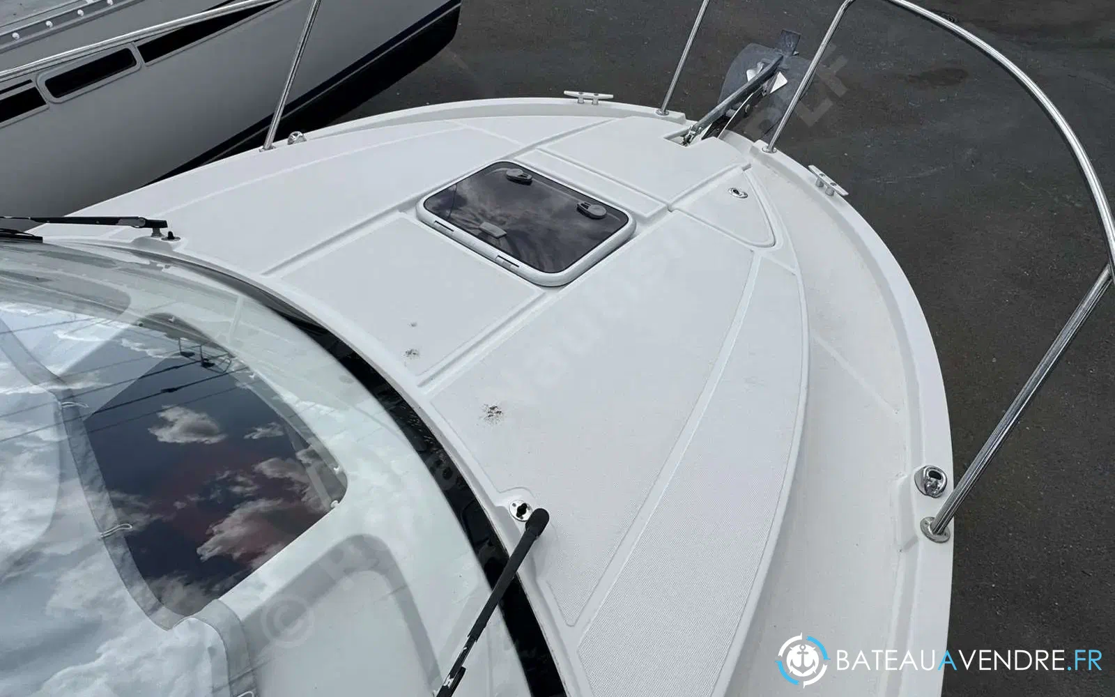 slider 11 Beneteau Antares 8 OB