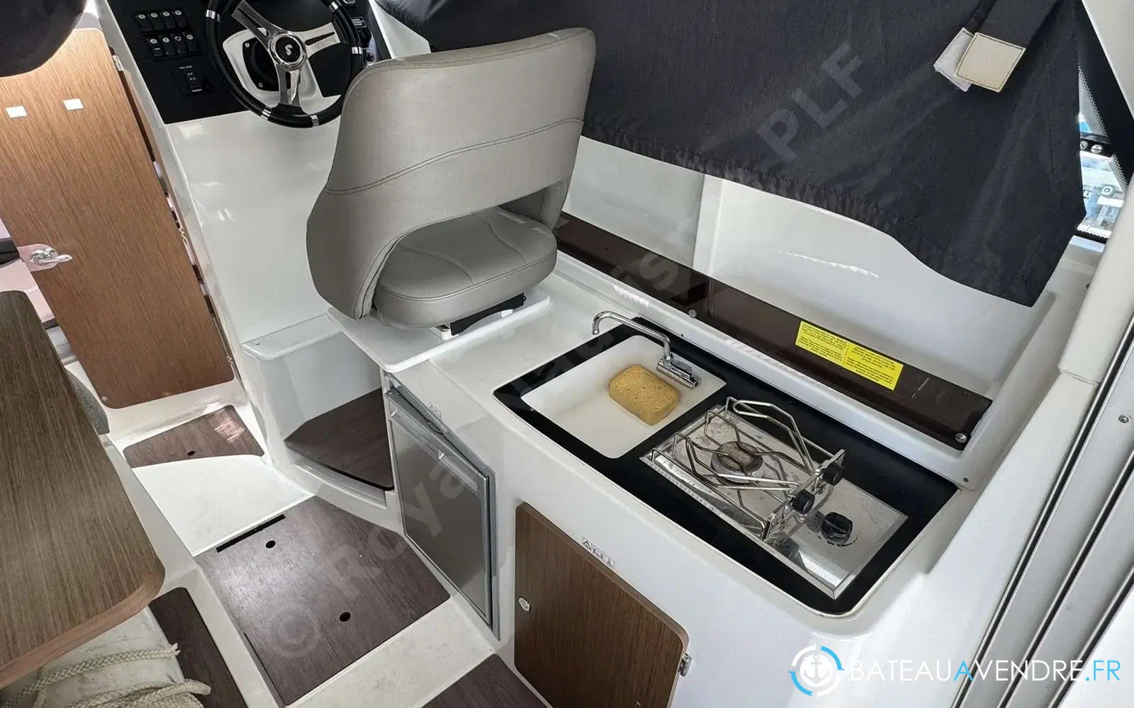 slider 16 Beneteau Antares 8 OB