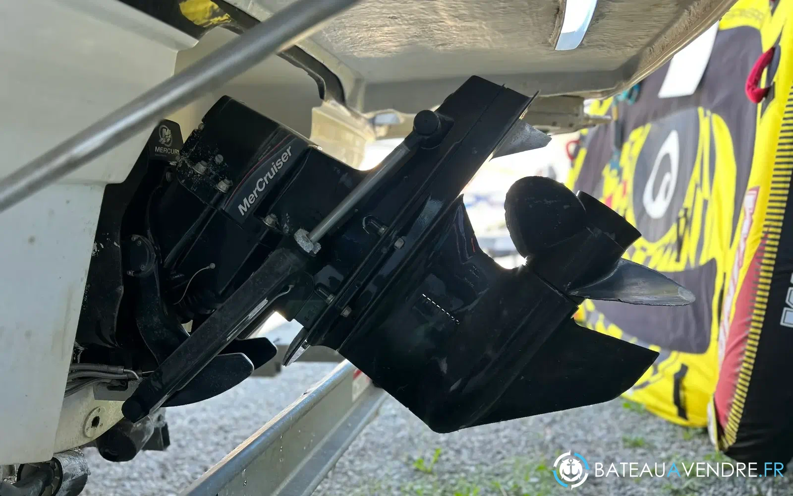 slider 16 Maxum 1900 SR3
