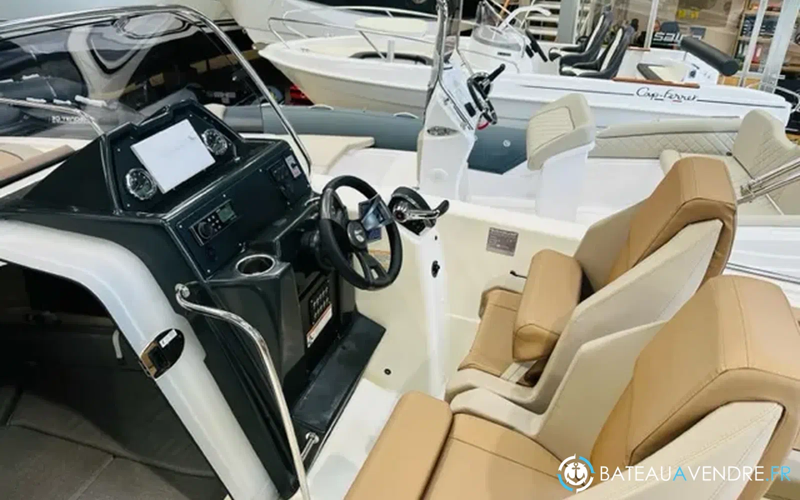 slider 1 Quicksilver Activ 755 Sundeck