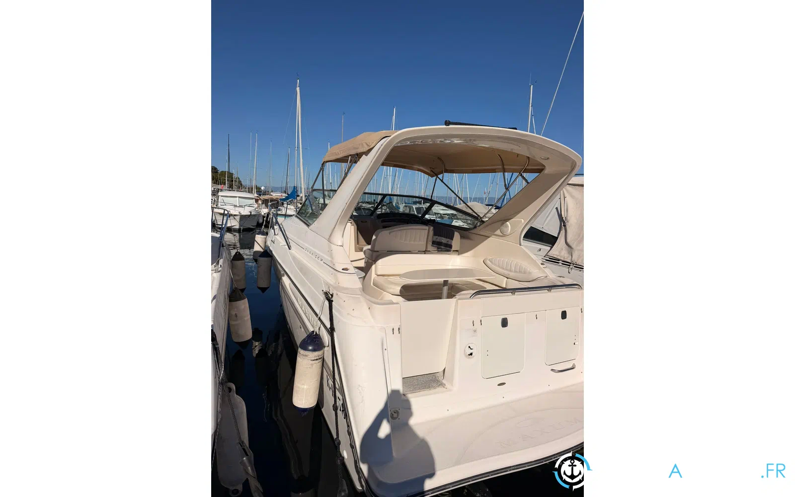slider 2 Maxum 3000SCR