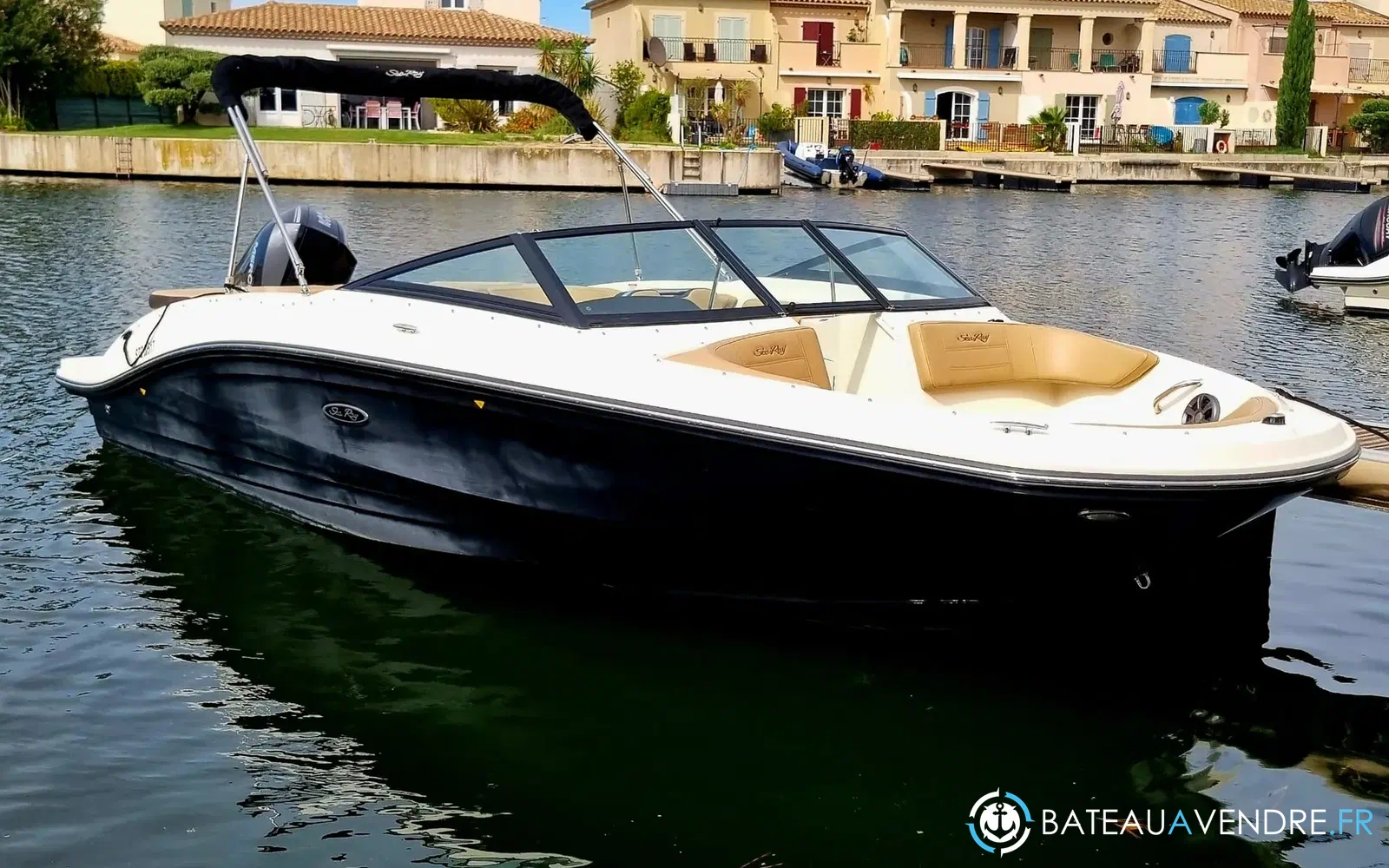 slider 9 Sea Ray 210 SPX OB