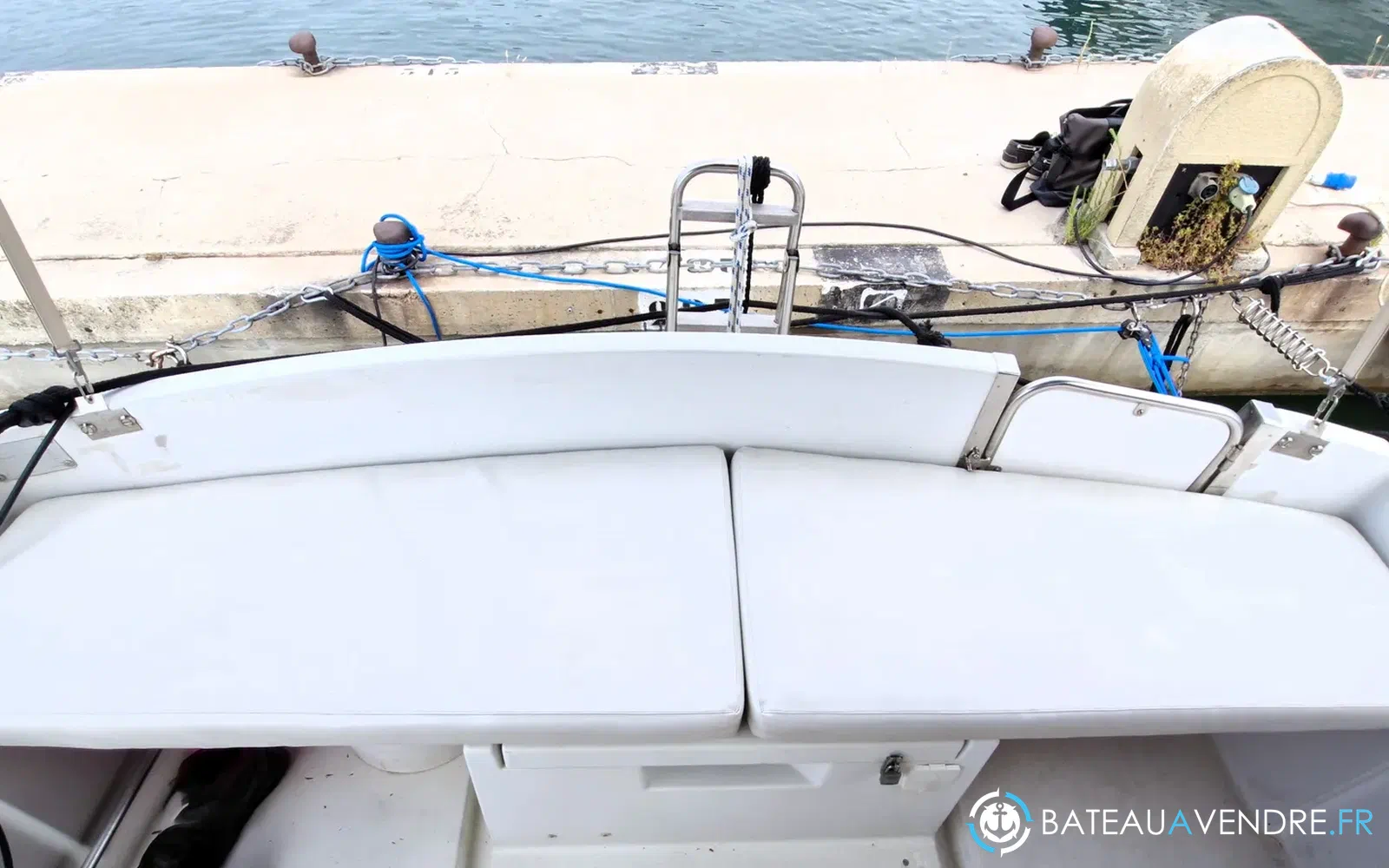 slider 15 Beneteau Antares 800