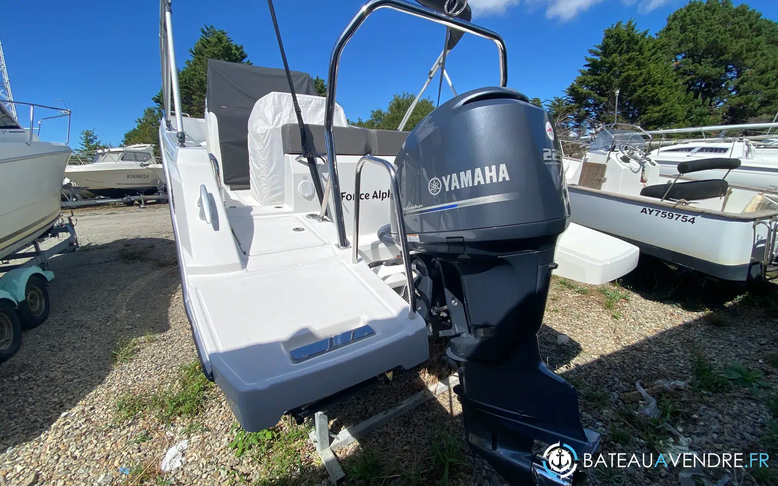 slider 24 Jeanneau Cap Camarat 7.5 CC Serie 3