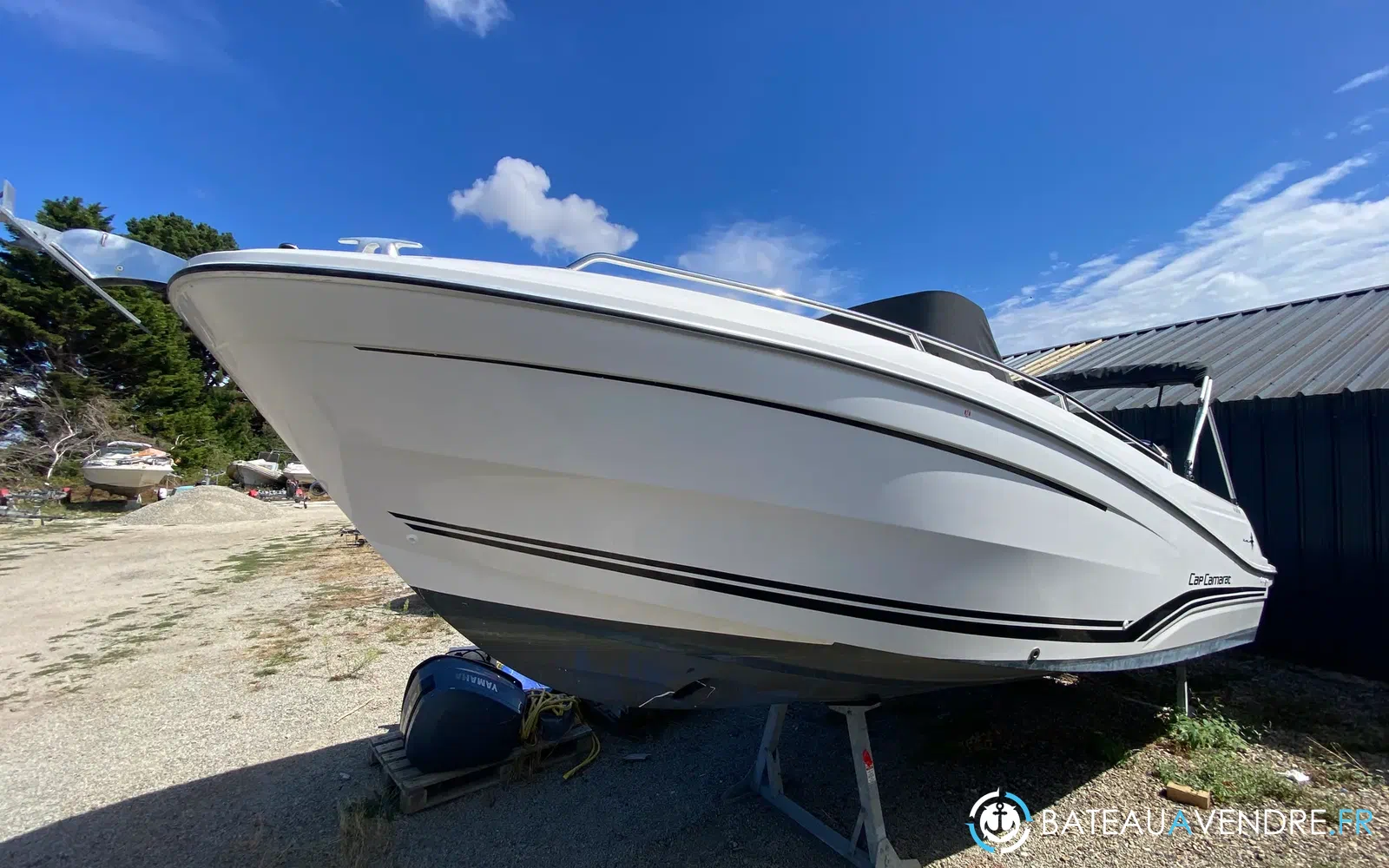 slider 1 Jeanneau Cap Camarat 7.5 CC Serie 3