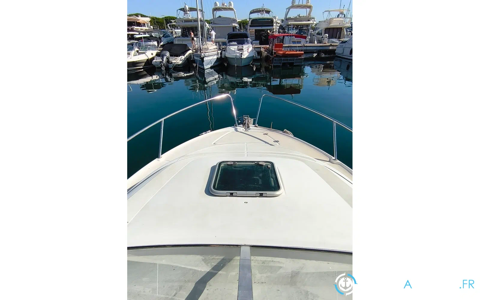 slider 10 Jeanneau Leader 705