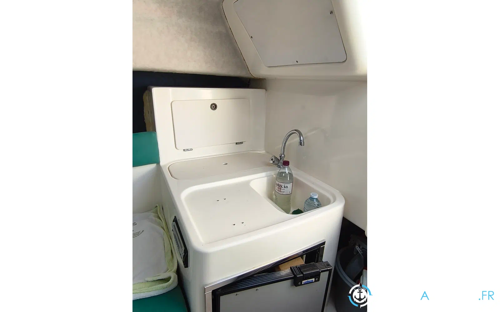 slider 11 Jeanneau Leader 705