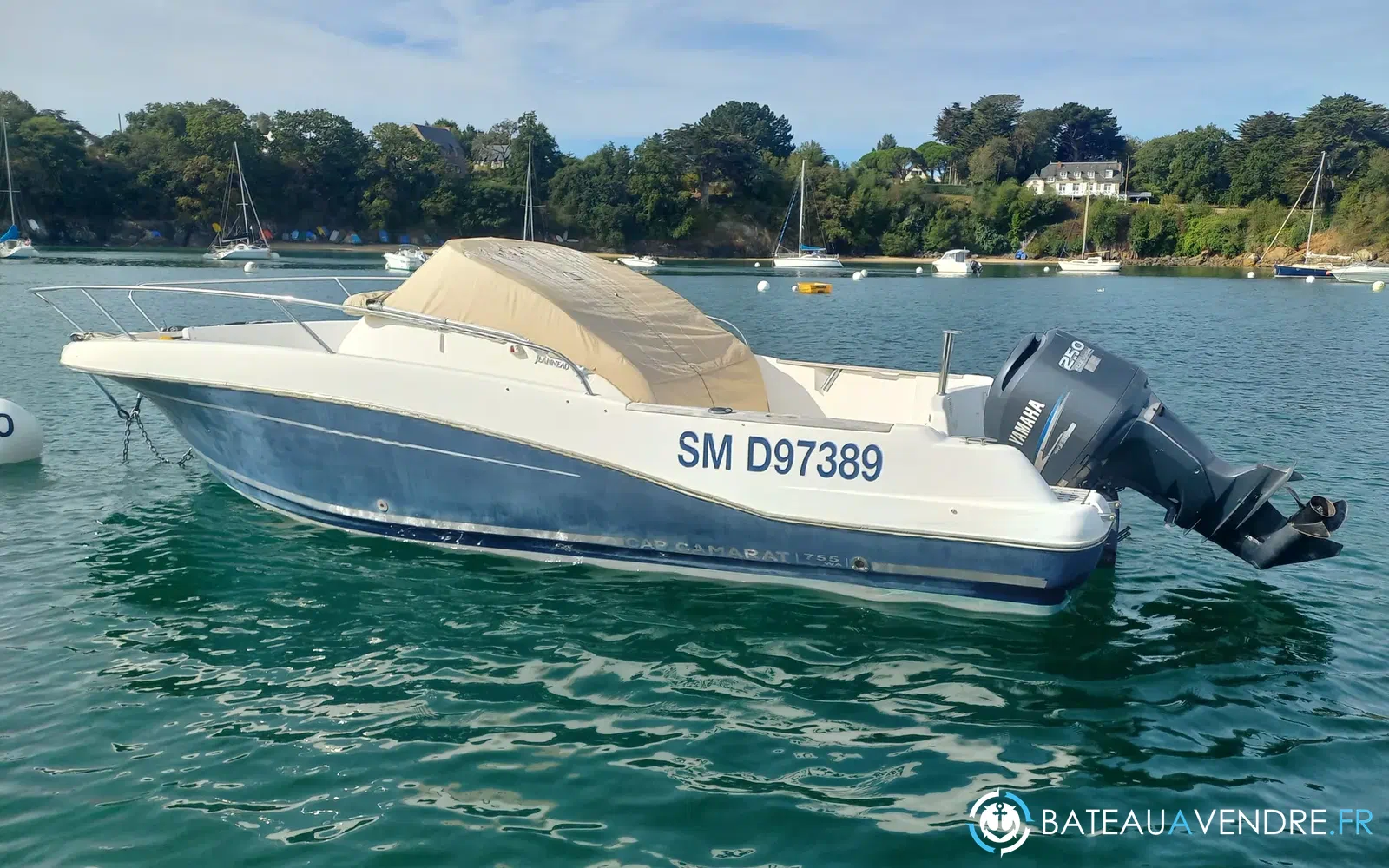 slider 0 Jeanneau Cap Camarat 755 WA