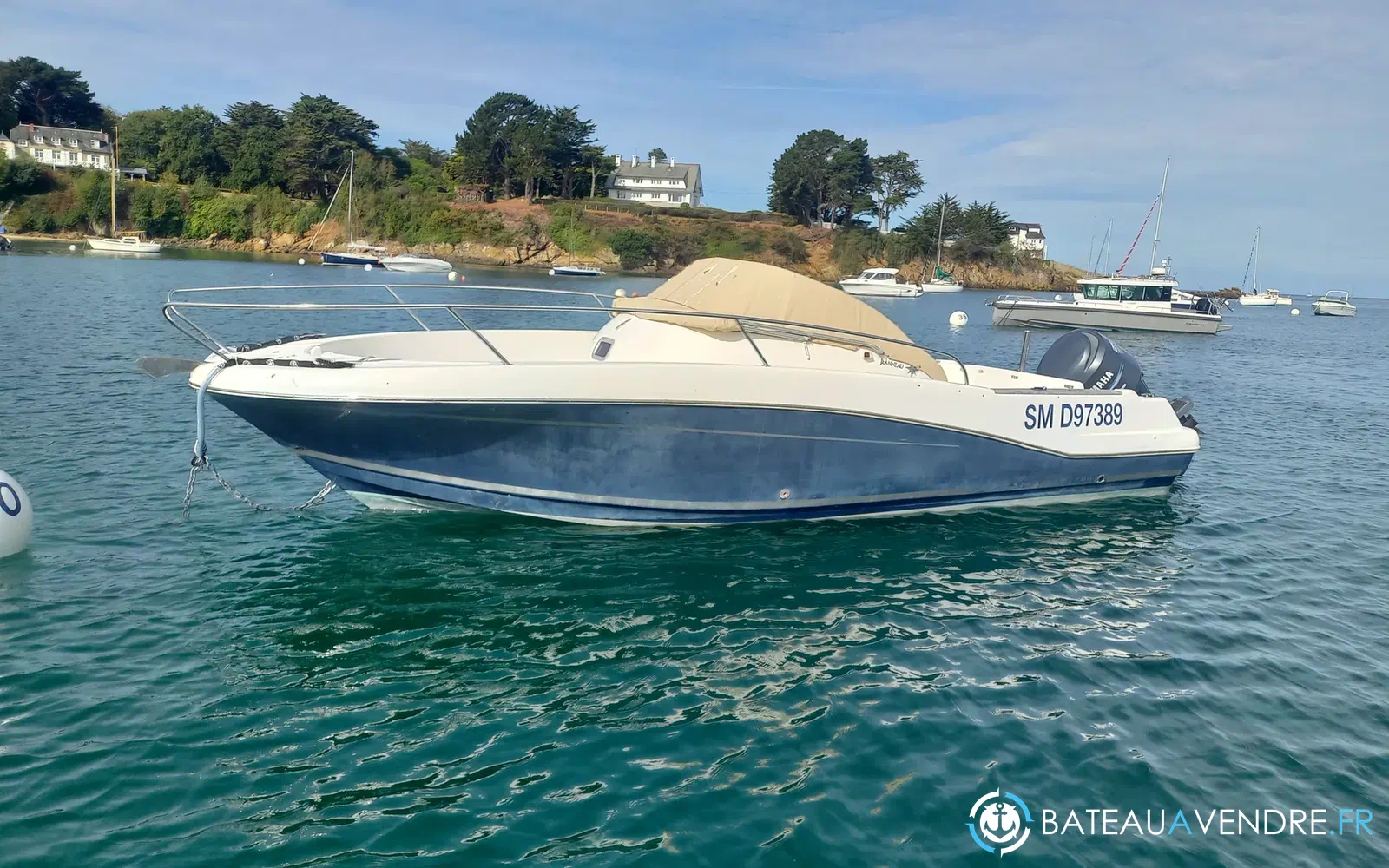 slider 1 Jeanneau Cap Camarat 755 WA