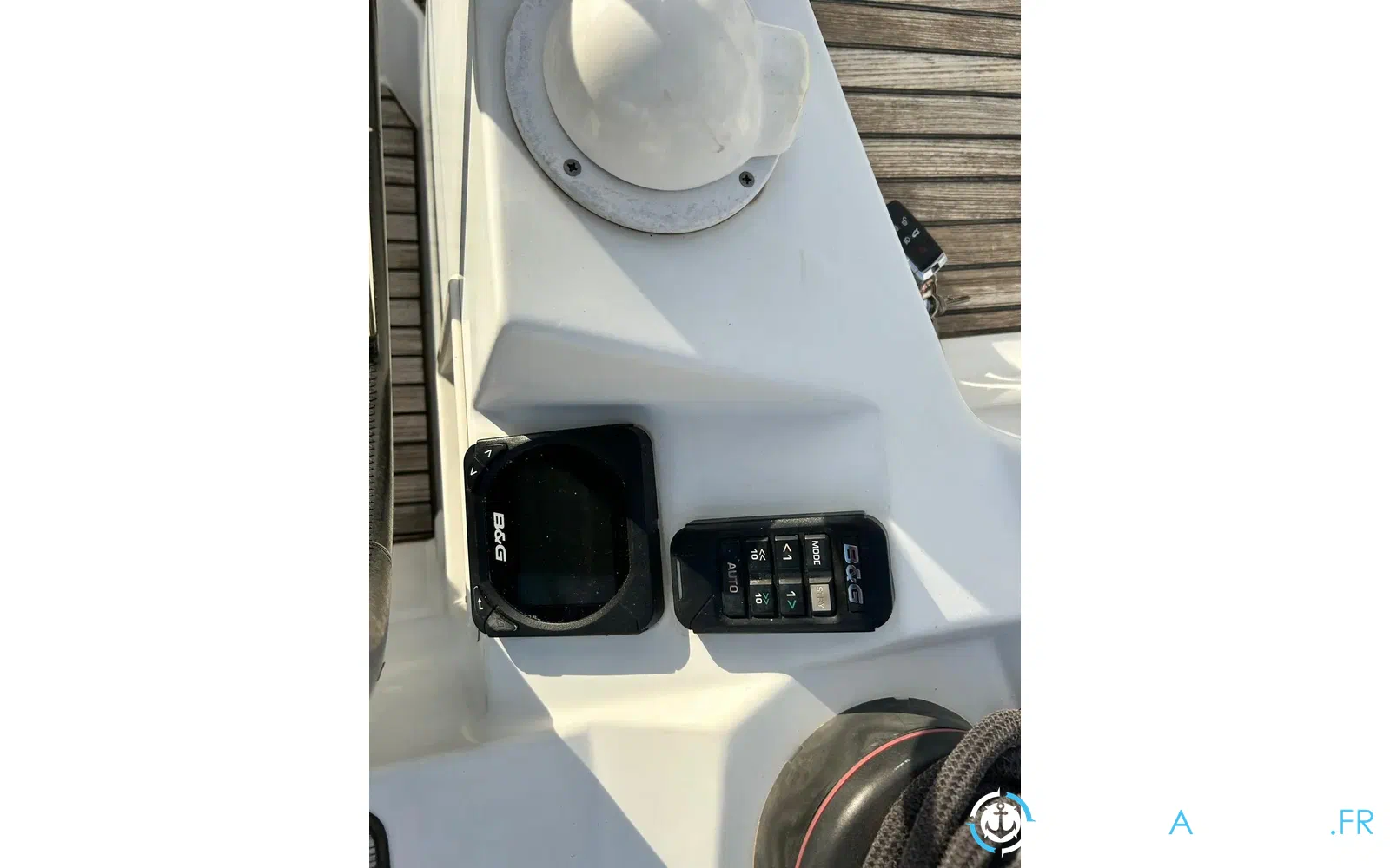 slider 13 Jeanneau Sun Odyssey 379