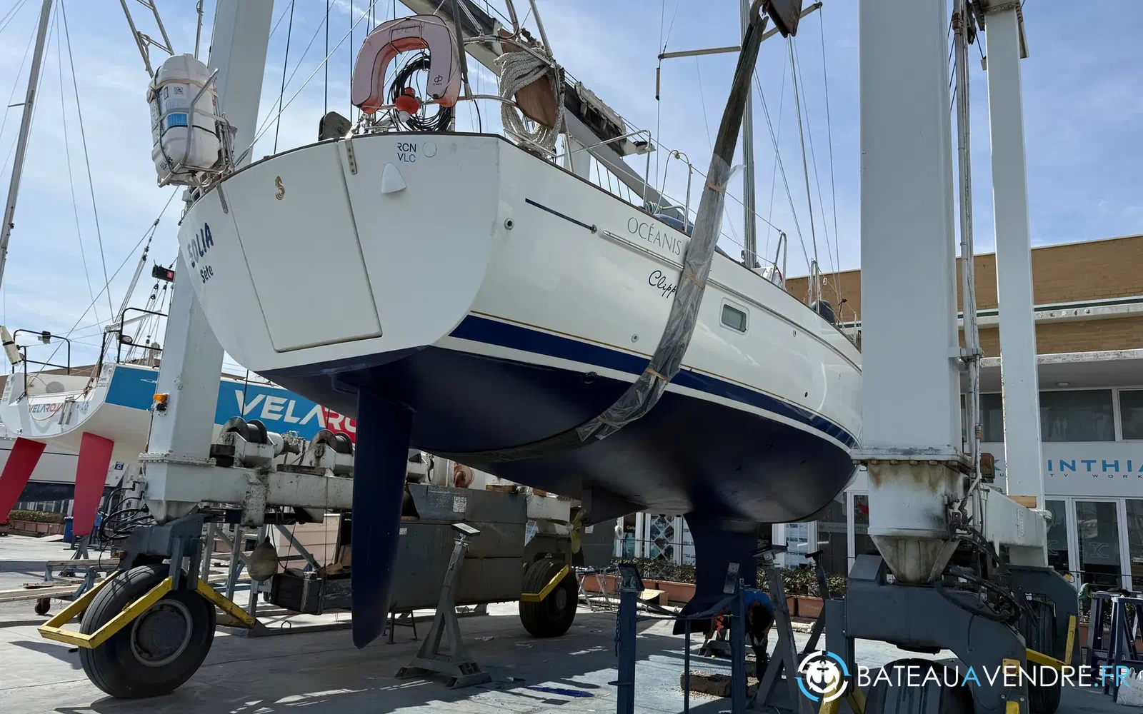 slider 27 Beneteau Oceanis 42 CC