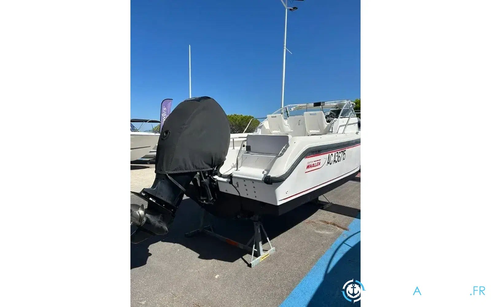 slider 29 Boston Whaler 21 Conquest