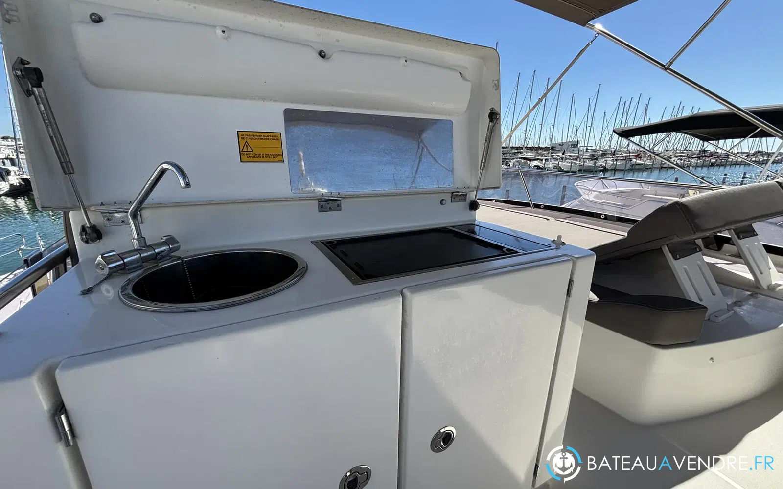 slider 11 Prestige Yachts 500 Fly