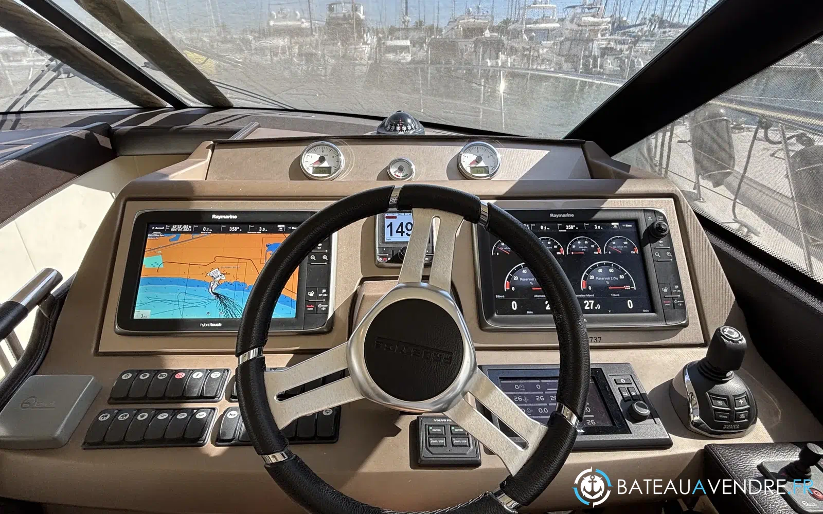 slider 30 Prestige Yachts 500 Fly