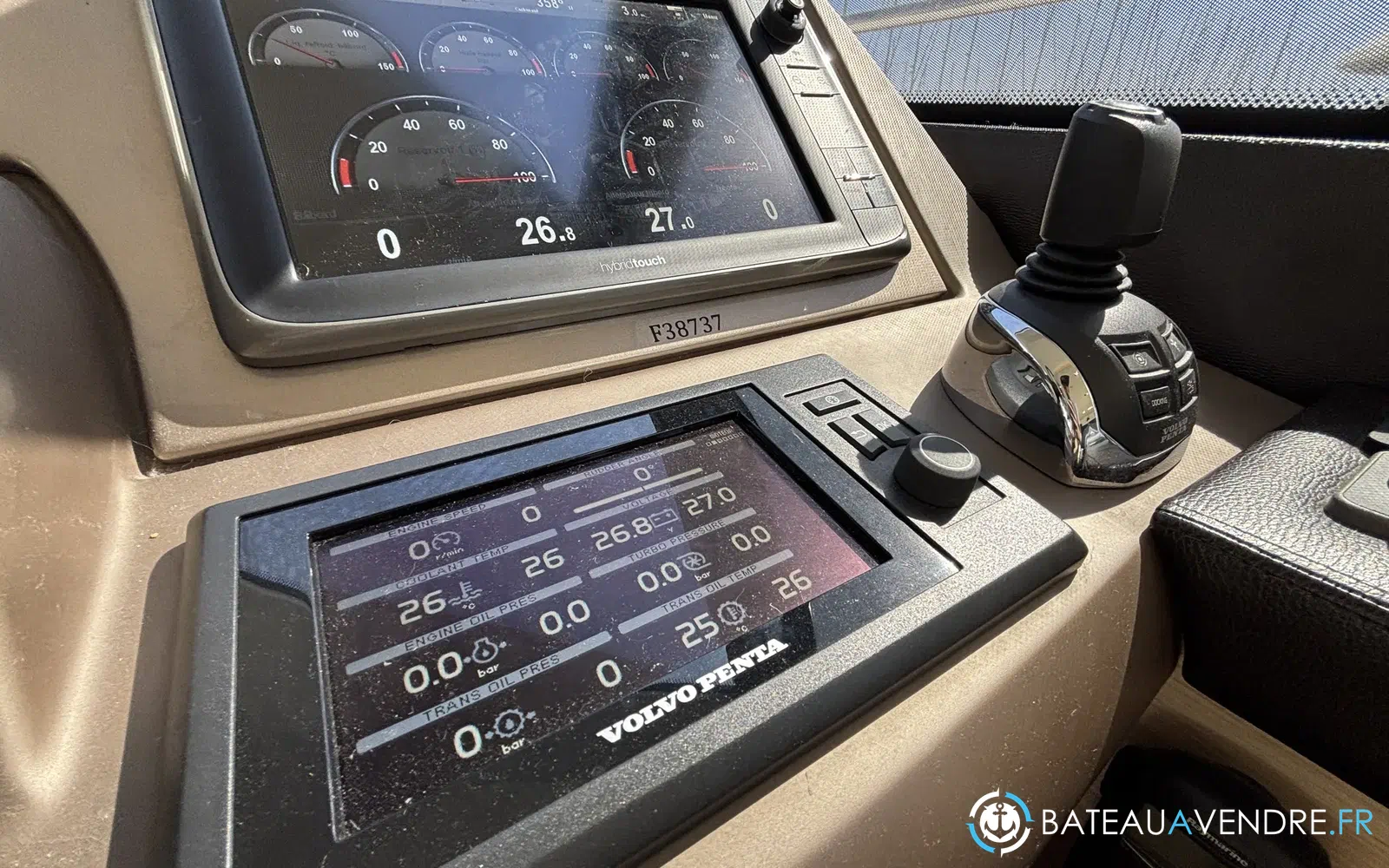 slider 31 Prestige Yachts 500 Fly