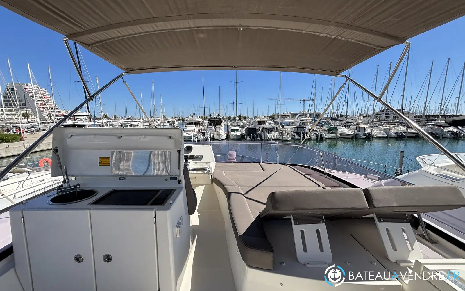 slider 5 Prestige Yachts 500 Fly
