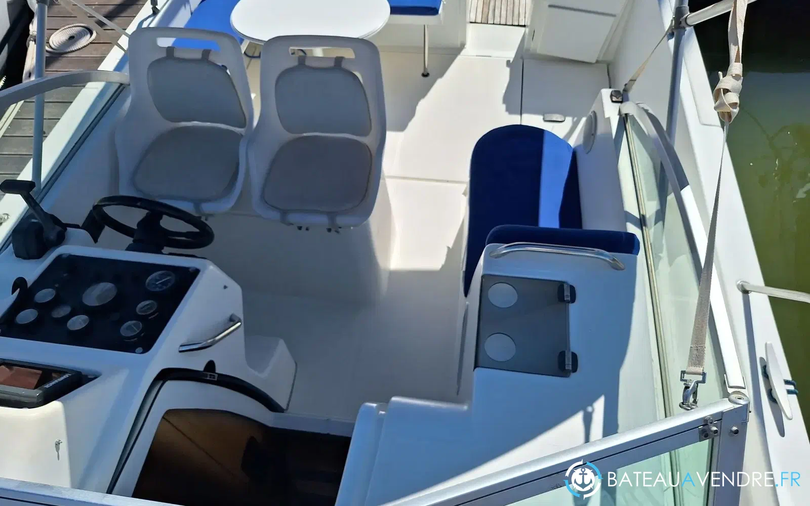 slider 15 Beneteau Ombrine 800