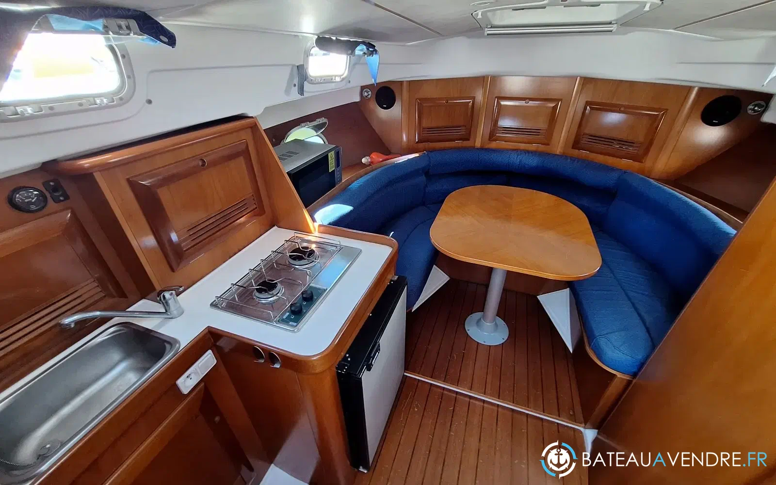 slider 2 Beneteau Ombrine 800