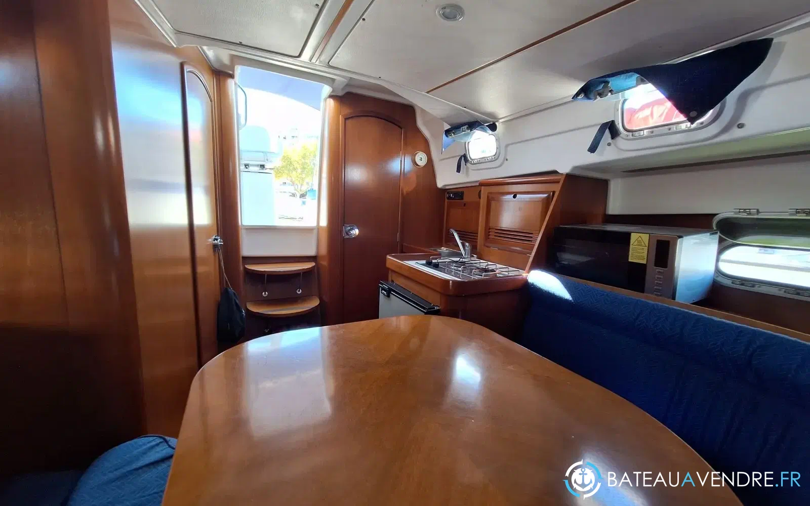 slider 5 Beneteau Ombrine 800