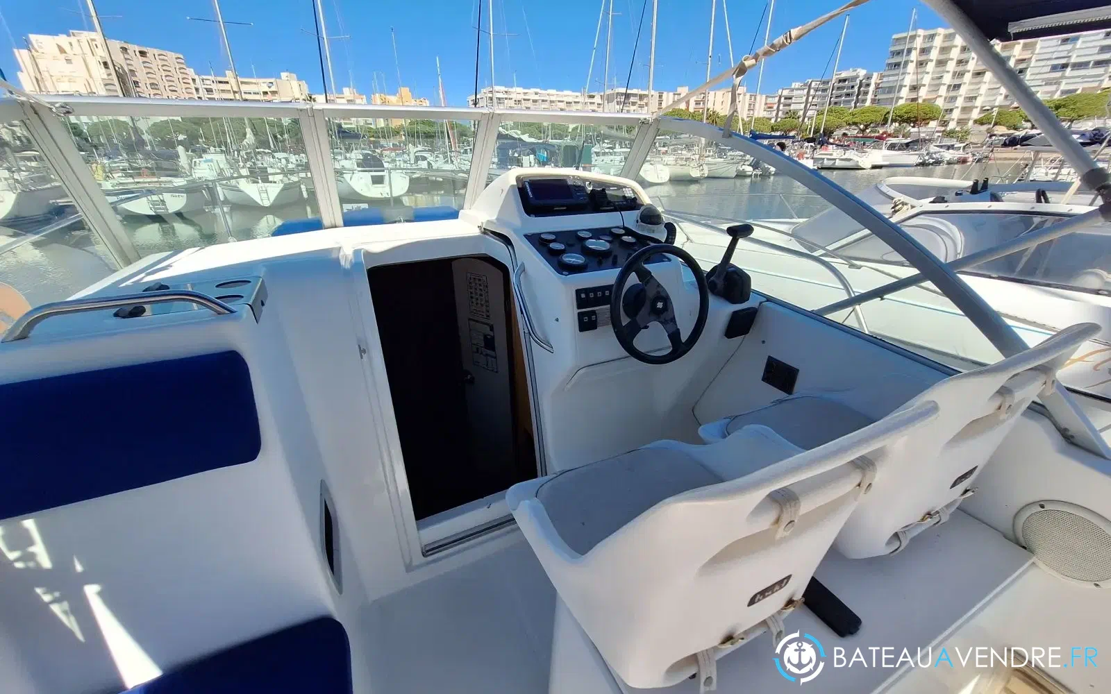 slider 8 Beneteau Ombrine 800