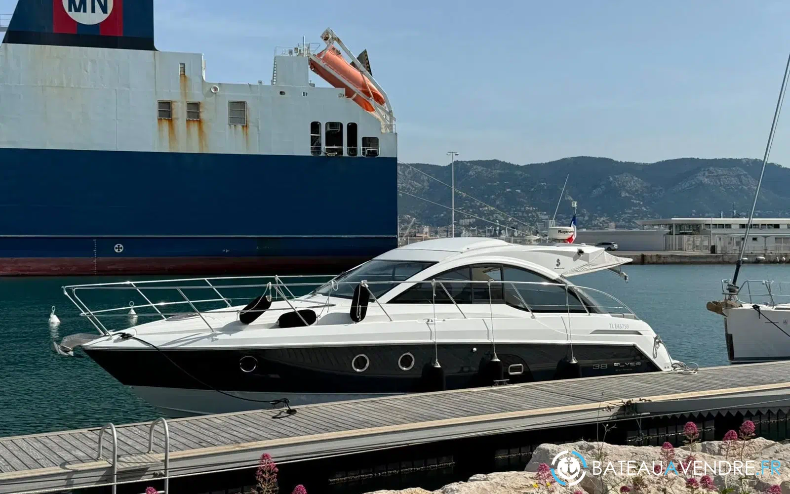 slider 0 Beneteau Grand Turismo GT 38