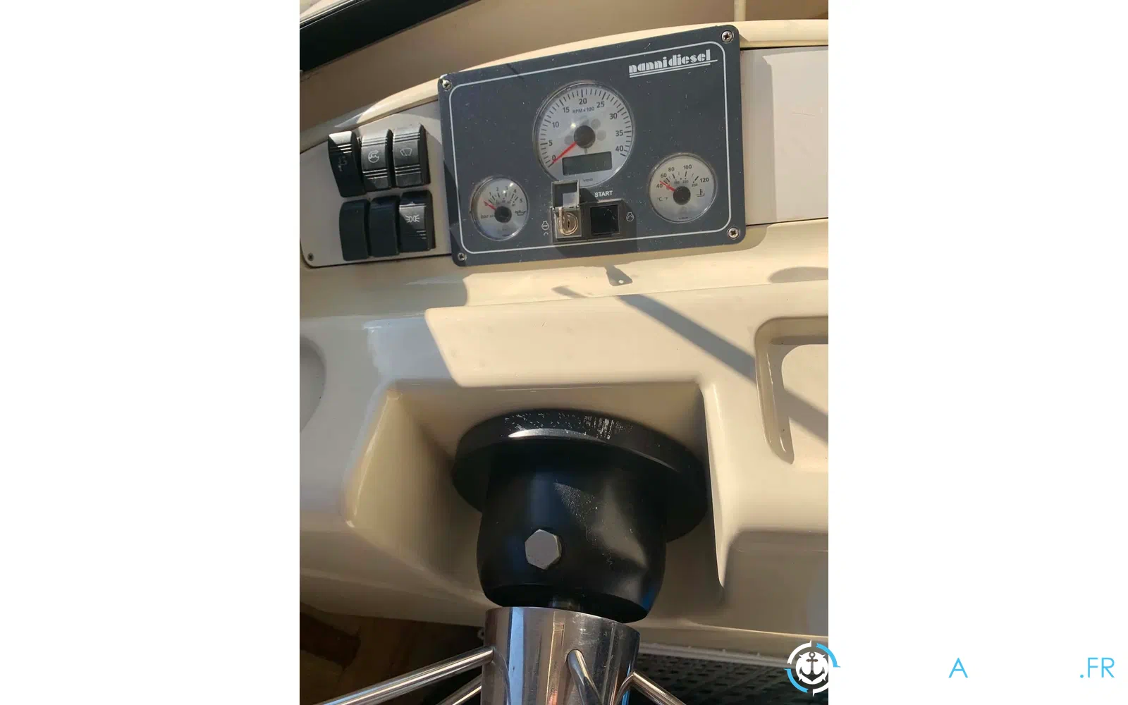 slider 13 Le Boat Cirrus