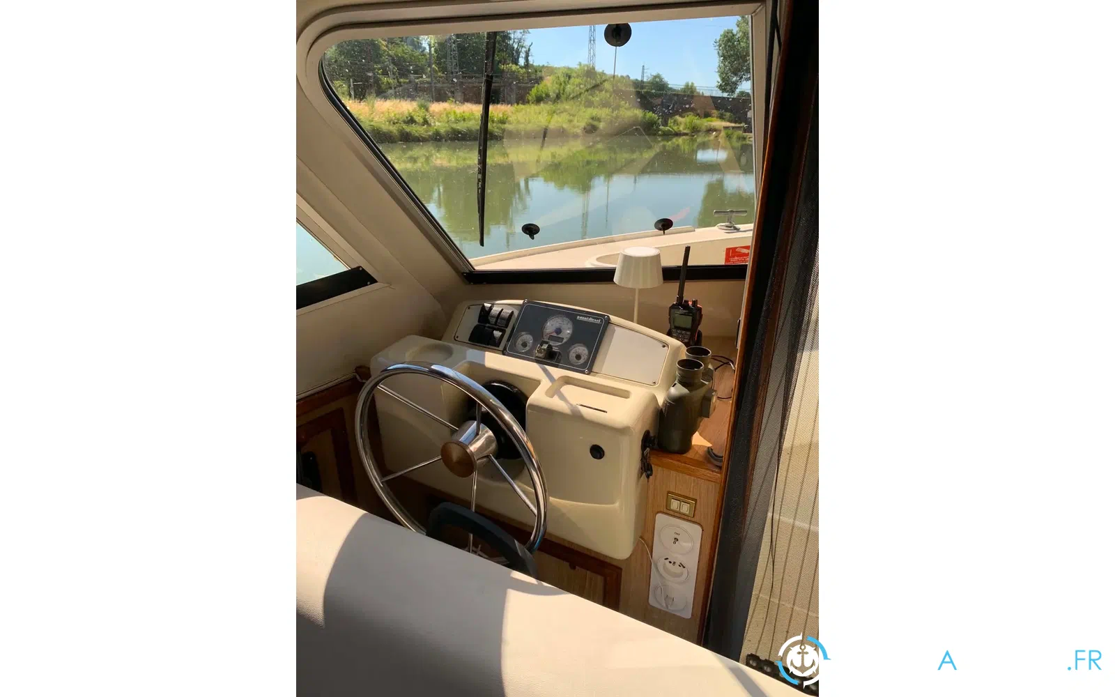slider 28 Le Boat Cirrus