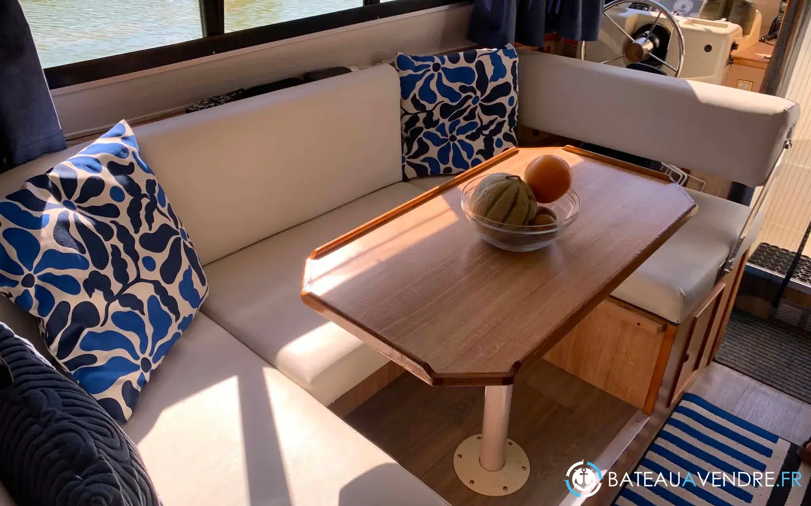 slider 43 Le Boat Cirrus