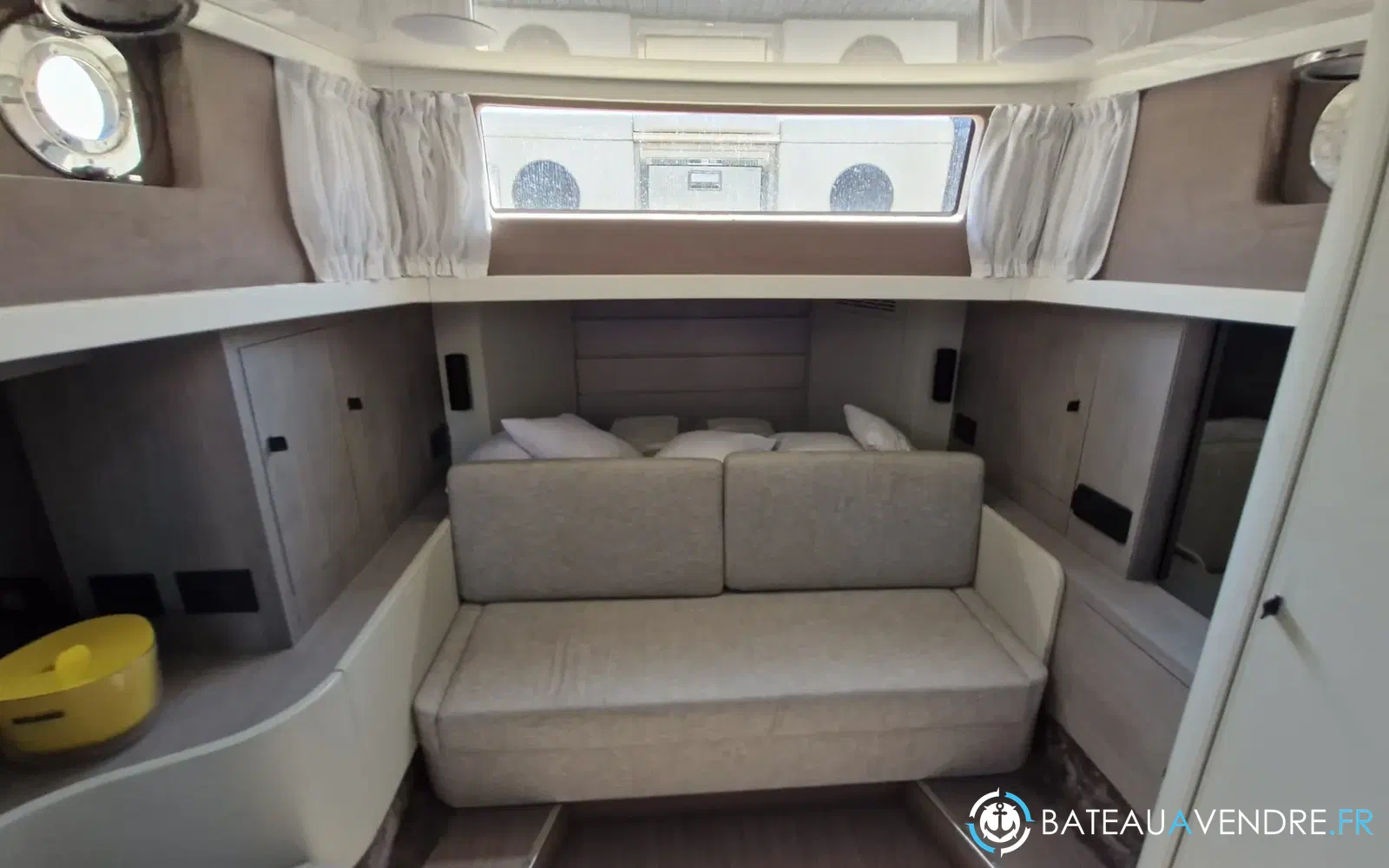slider 14 Cranchi A46 Luxury Tender