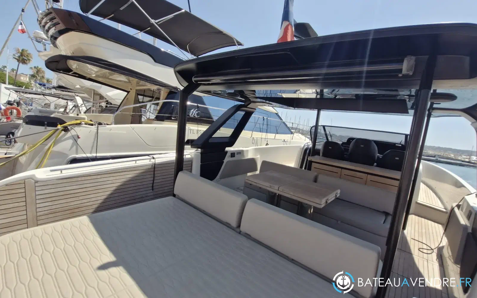 slider 1 Cranchi A46 Luxury Tender