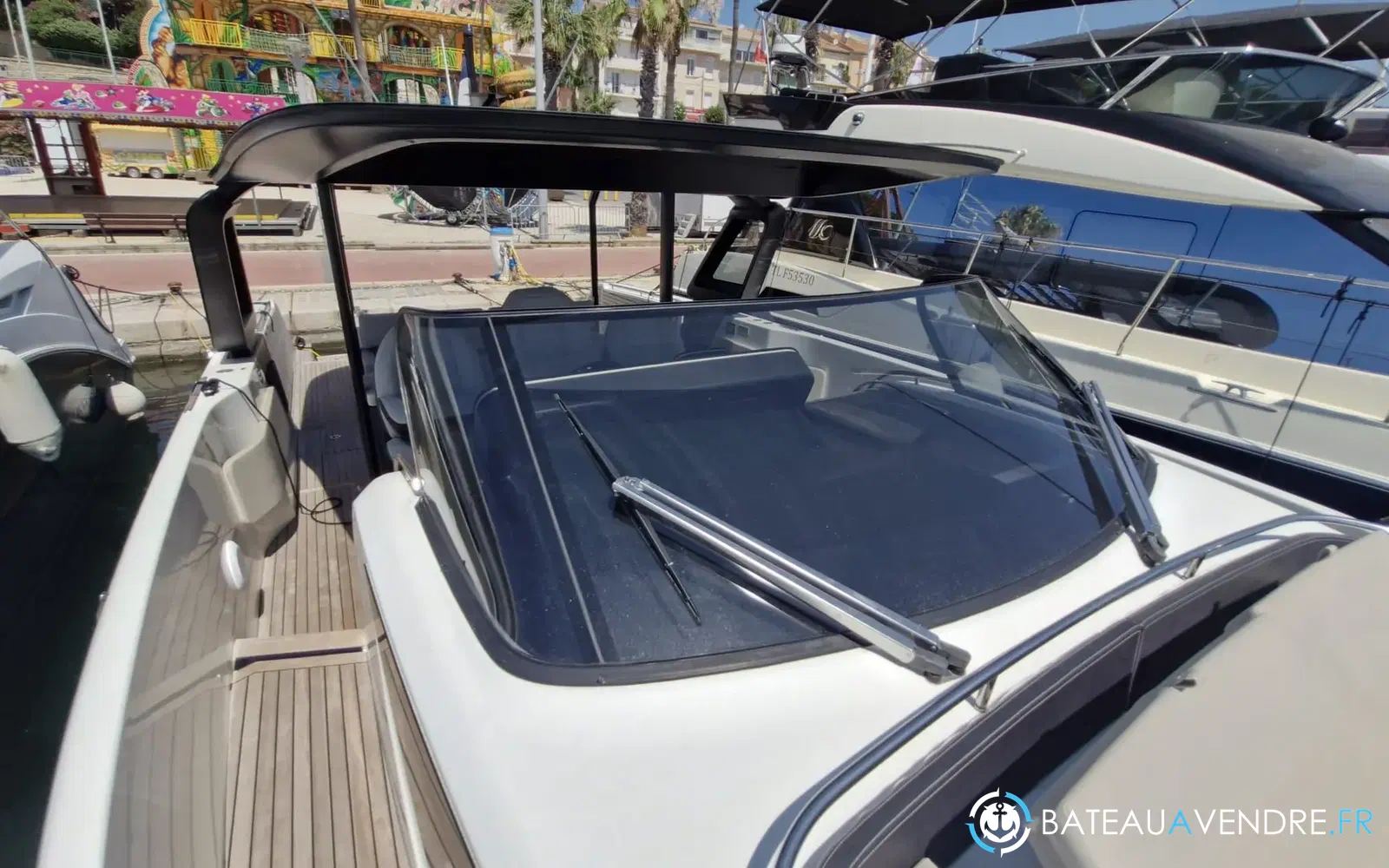 slider 8 Cranchi A46 Luxury Tender