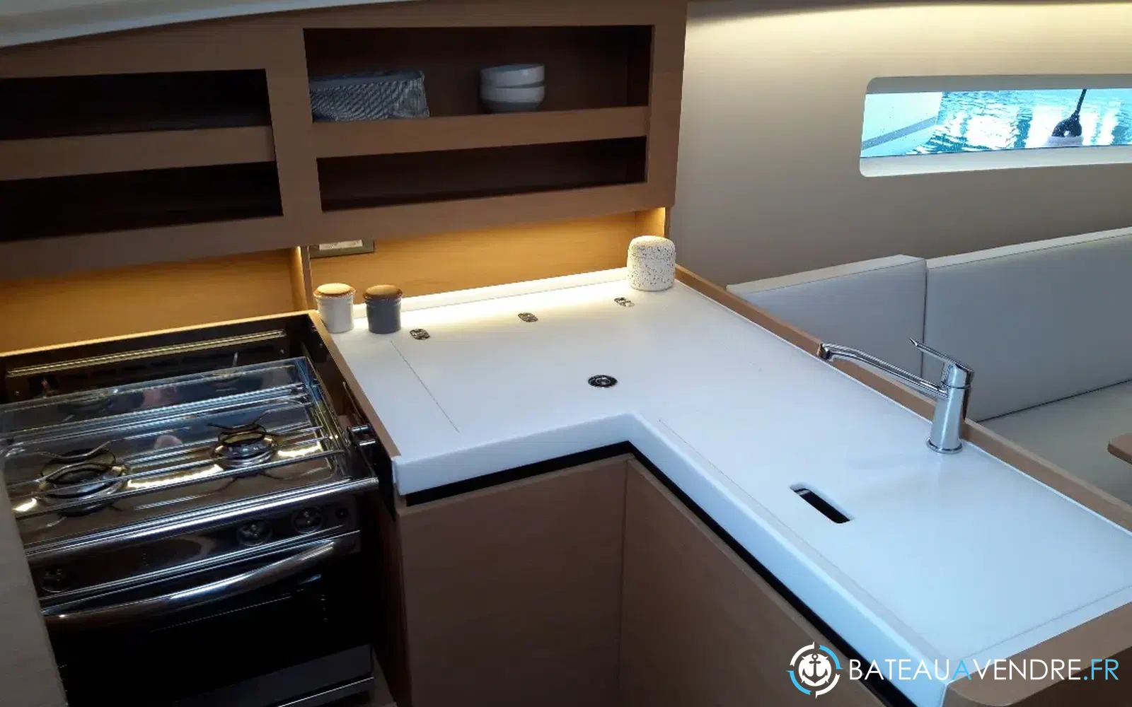 slider 17 Jeanneau Sun Odyssey 380