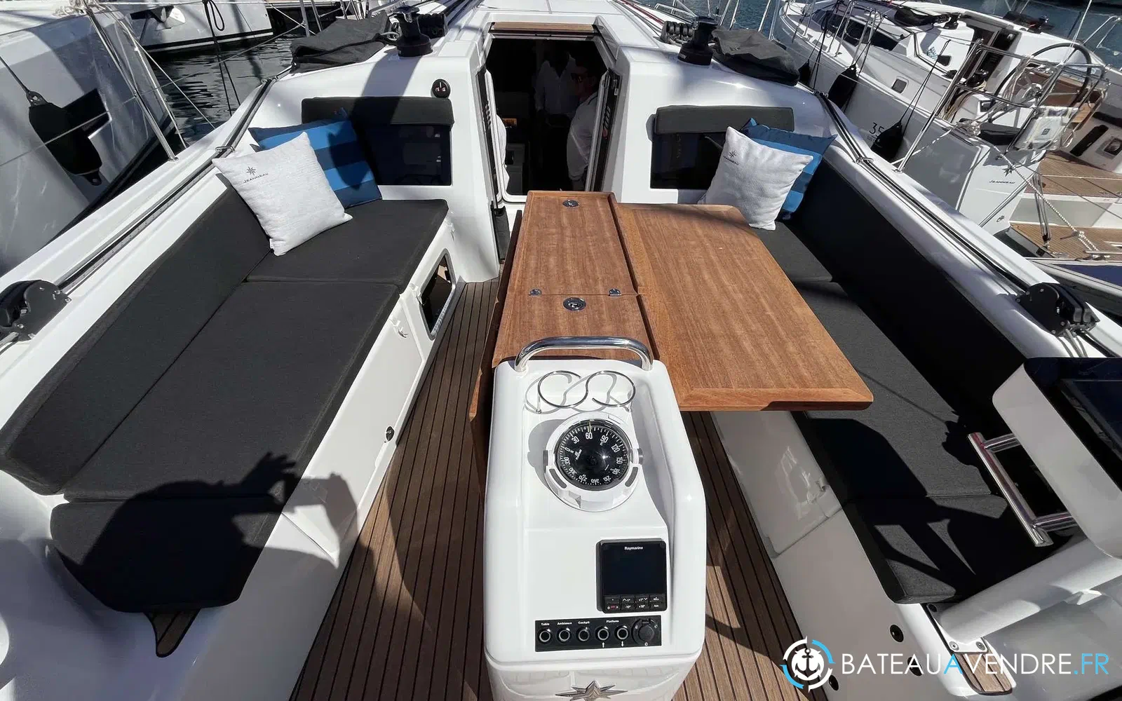 slider 3 Jeanneau Sun Odyssey 415