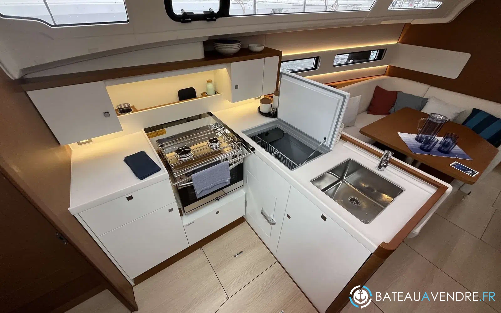 slider 6 Jeanneau Sun Odyssey 415