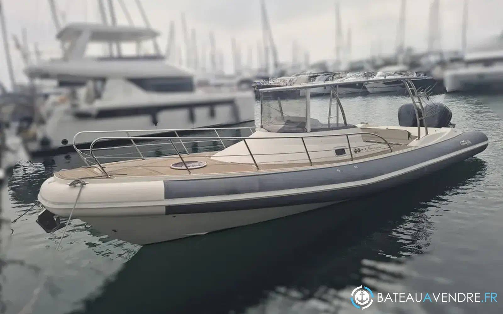 slider 0 Nuova Jolly Prince 35 Sport Cabin