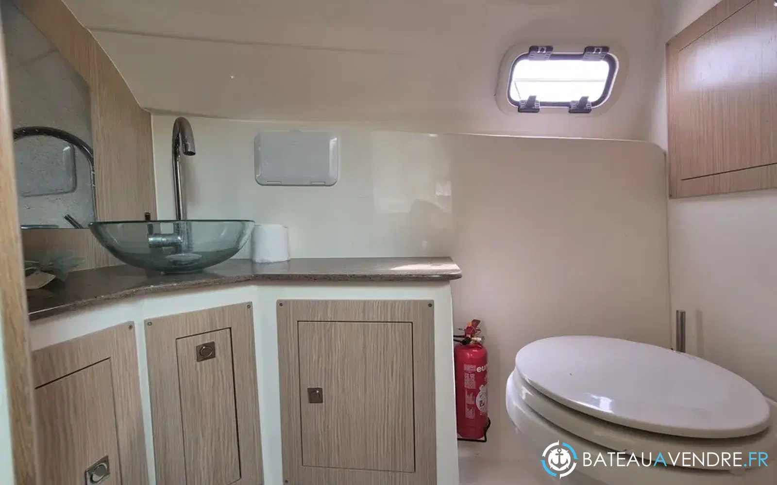 slider 13 Nuova Jolly Prince 35 Sport Cabin