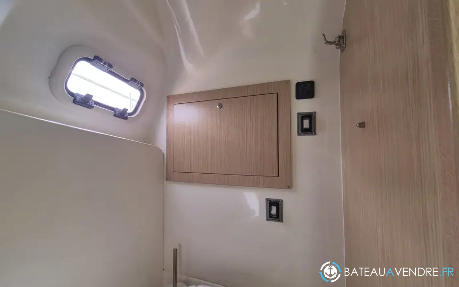 slider 20 Nuova Jolly Prince 35 Sport Cabin