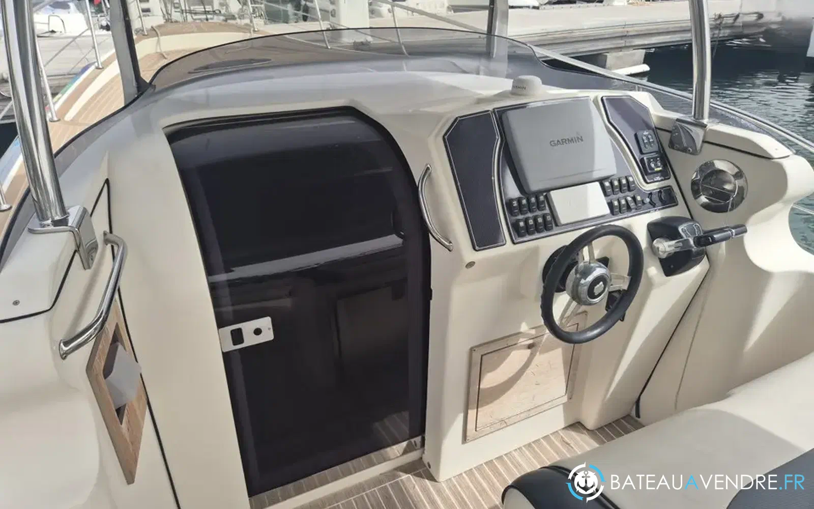 slider 8 Nuova Jolly Prince 35 Sport Cabin