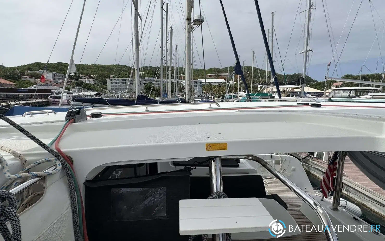 slider 16 Lagoon 42