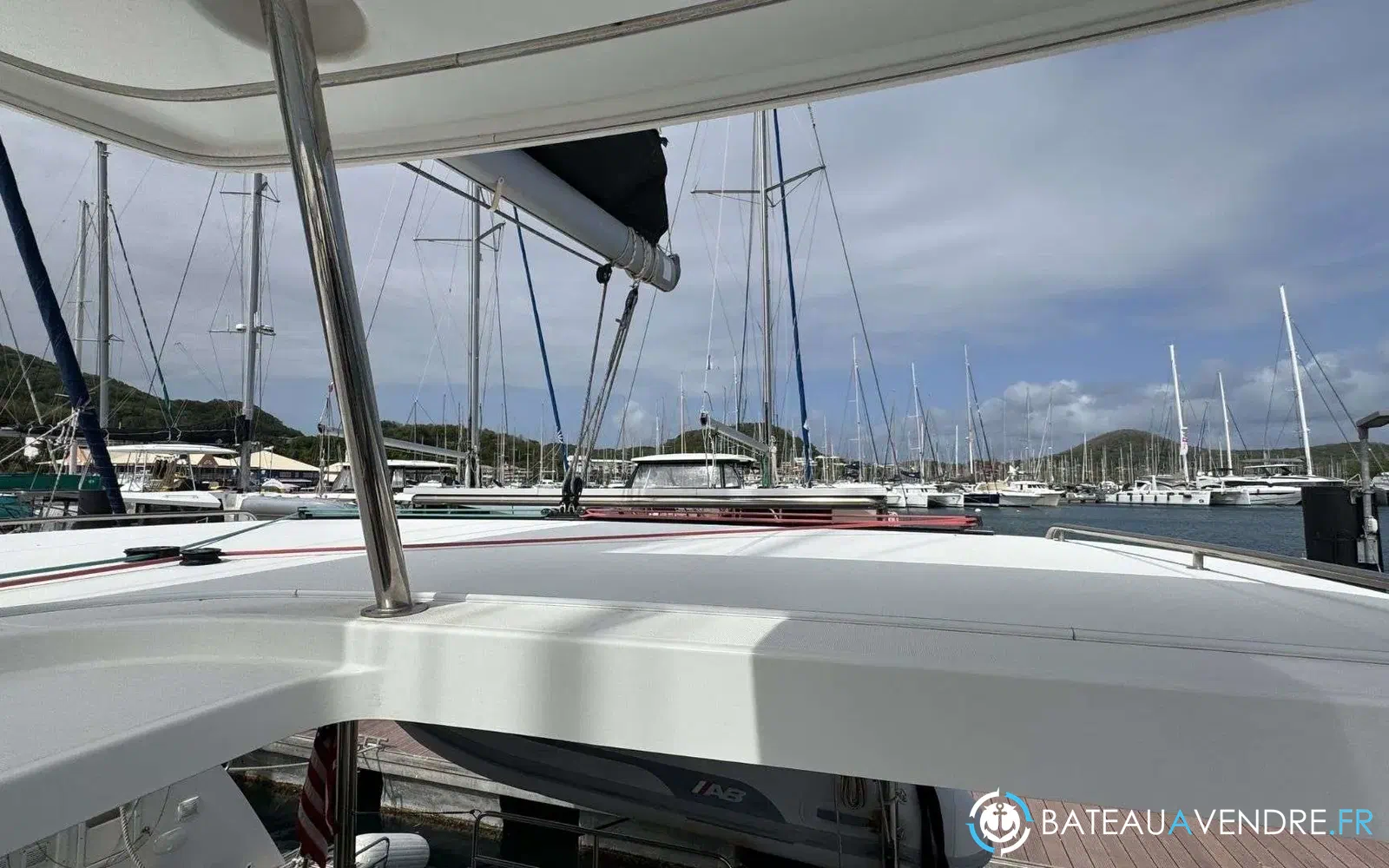 slider 17 Lagoon 42
