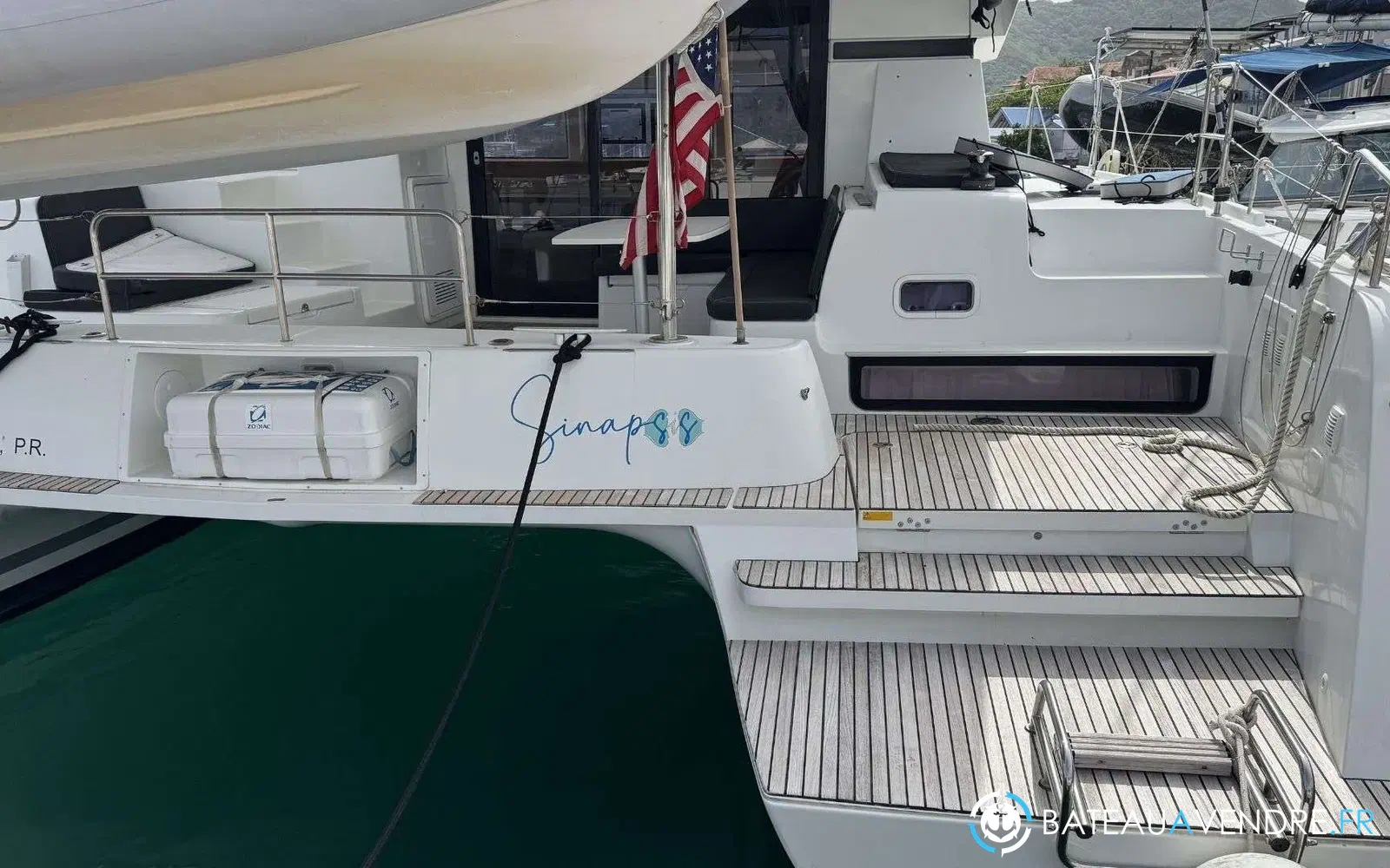 slider 3 Lagoon 42