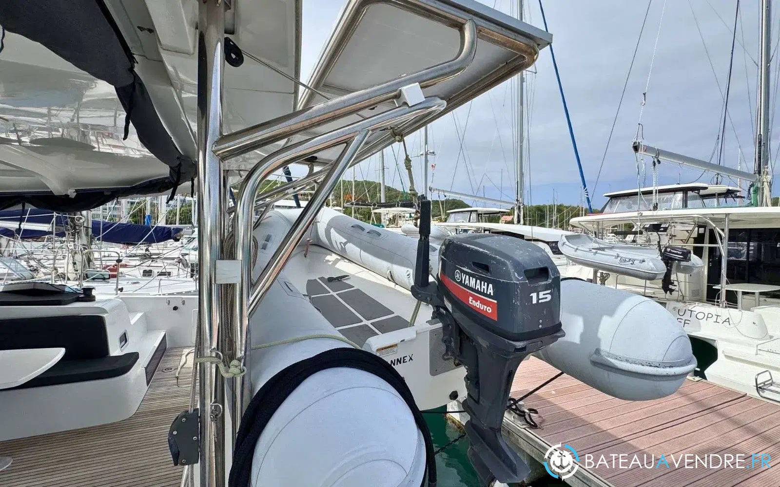 slider 6 Lagoon 42