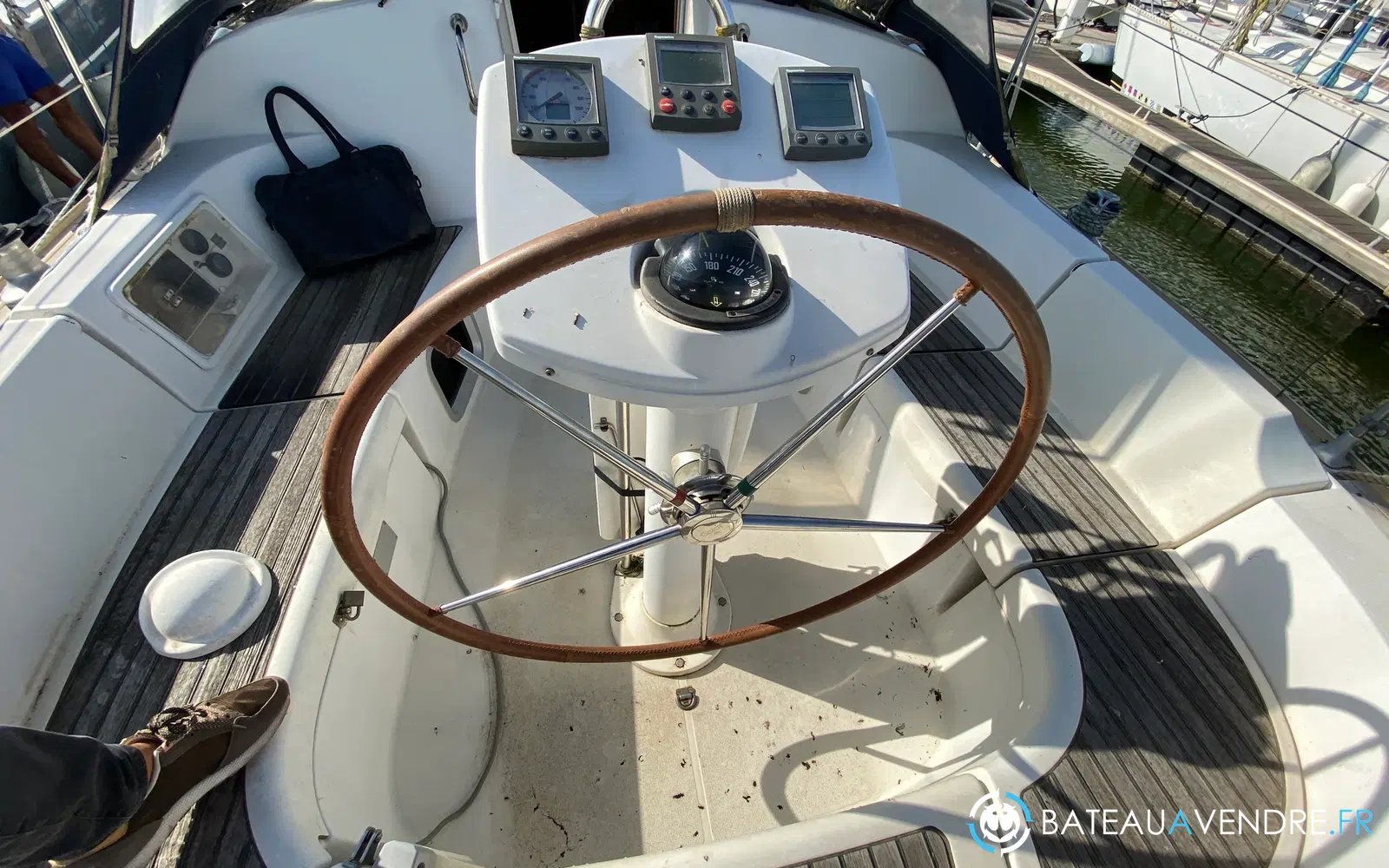 slider 22 Jeanneau Sun Odyssey 35
