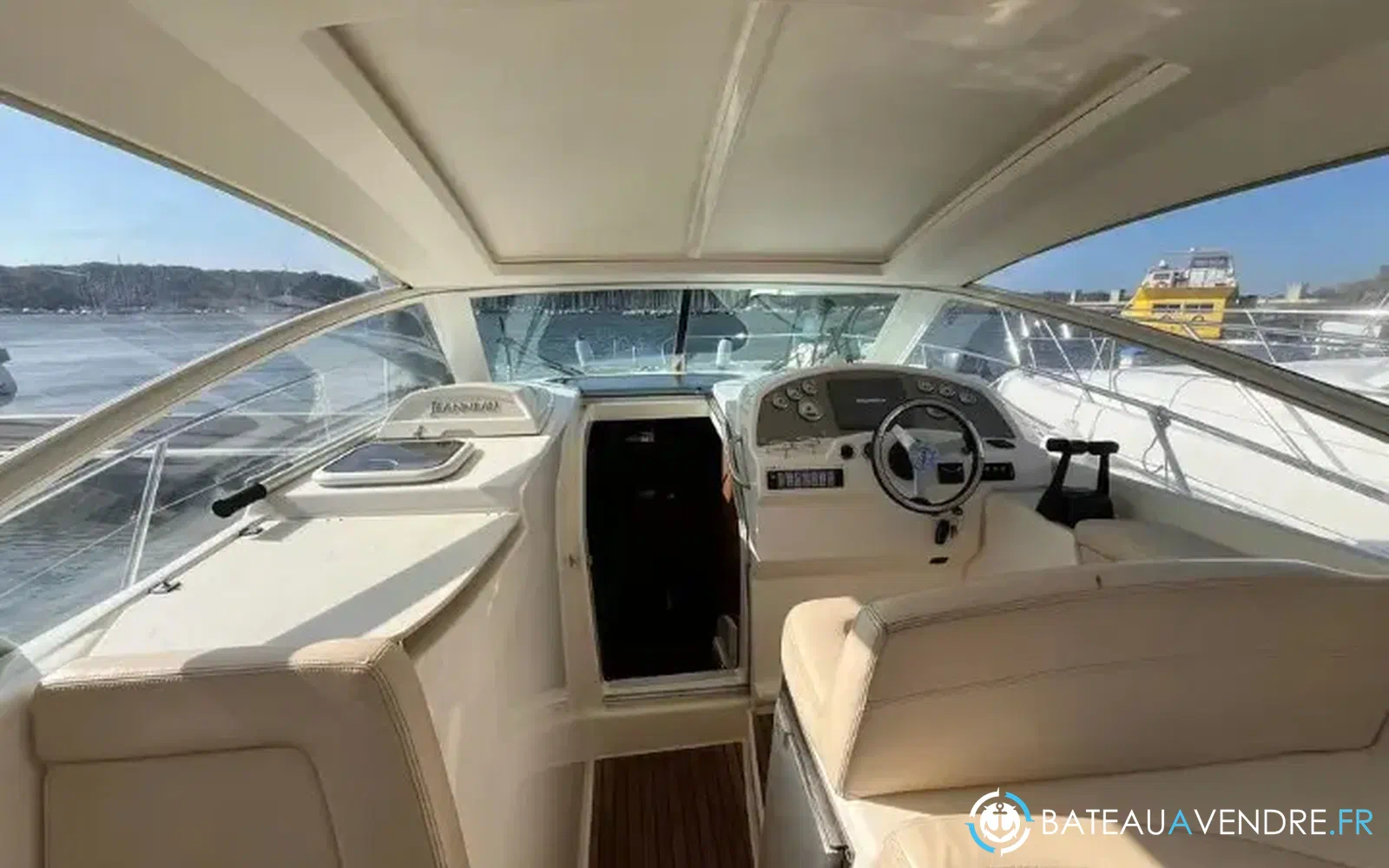 slider 9 Jeanneau Prestige 30 S
