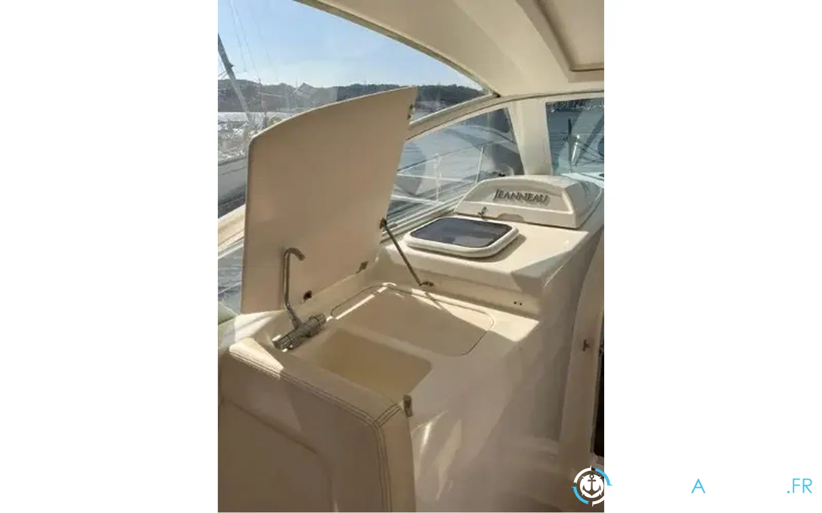 slider 10 Jeanneau Prestige 30 S