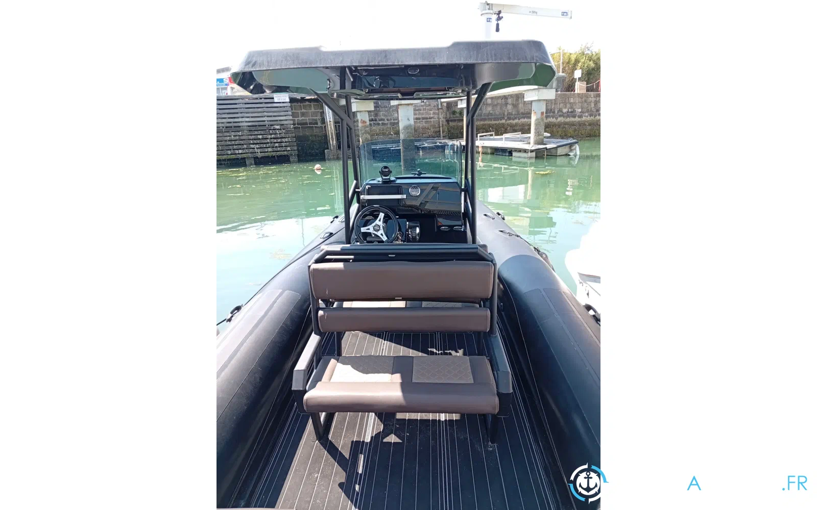 slider 12 Brig Navigator 24
